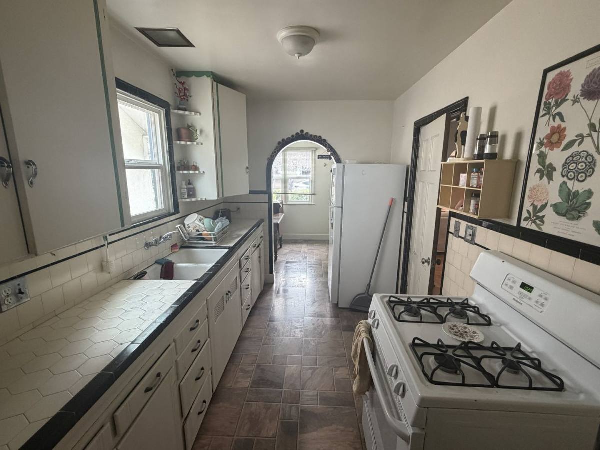 House for rent at 324 Mansion Ave, Chico, CA 95926