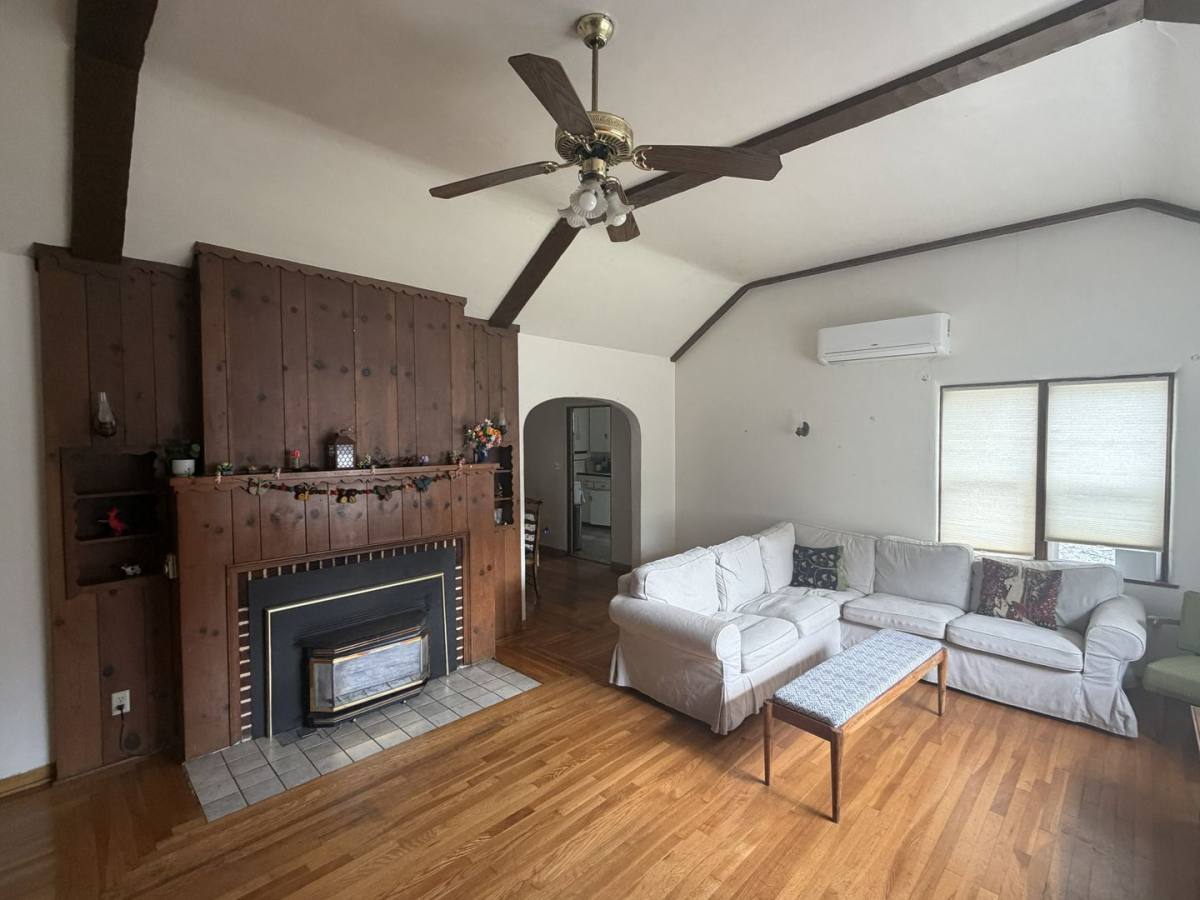 House for rent at 324 Mansion Ave, Chico, CA 95926