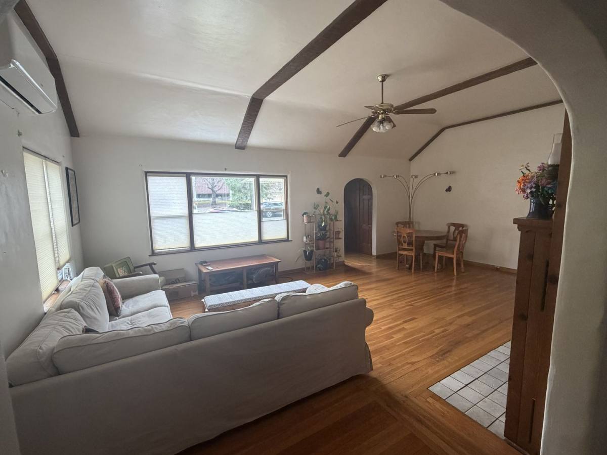 House for rent at 324 Mansion Ave, Chico, CA 95926