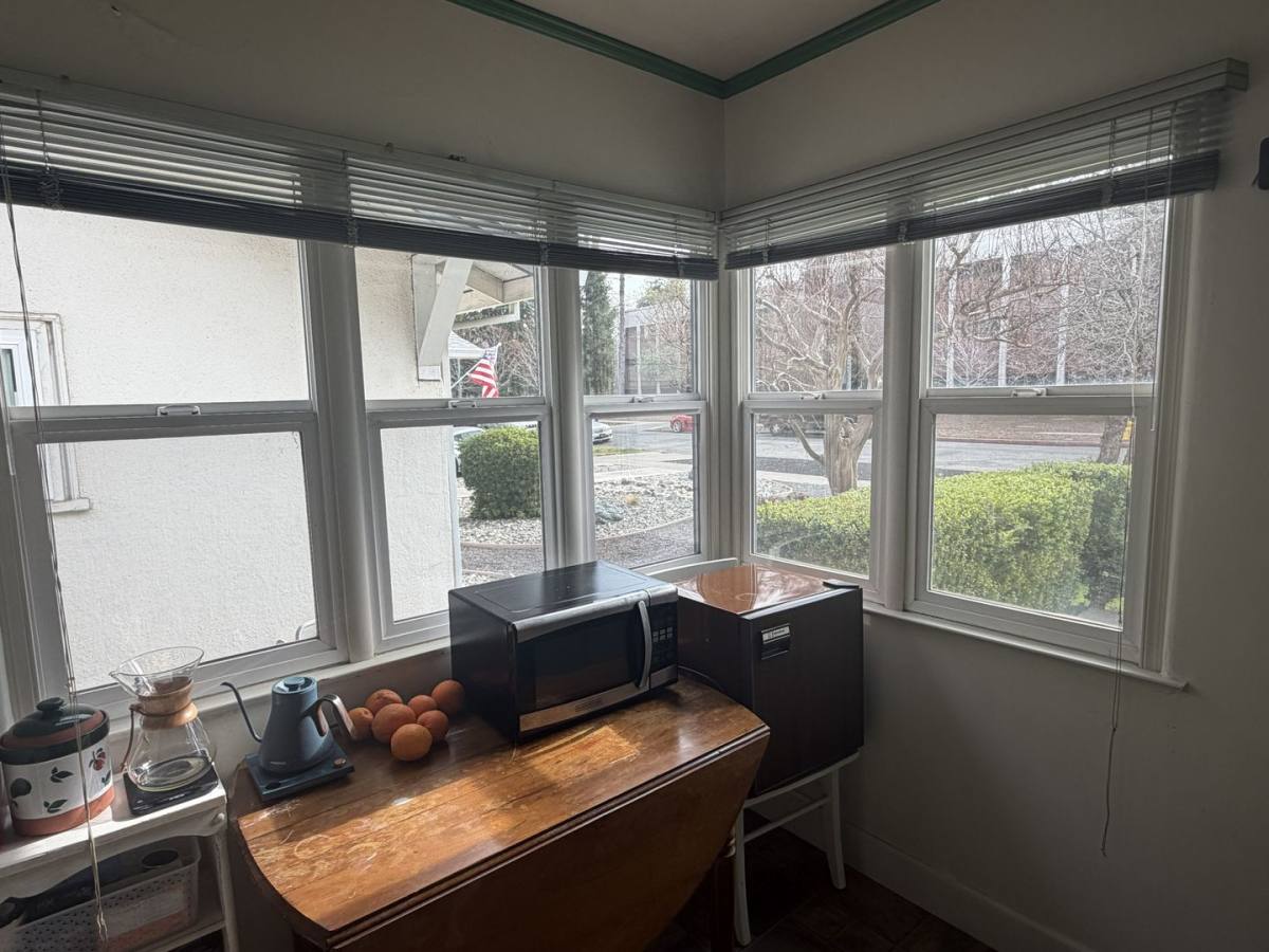 House for rent at 324 Mansion Ave, Chico, CA 95926