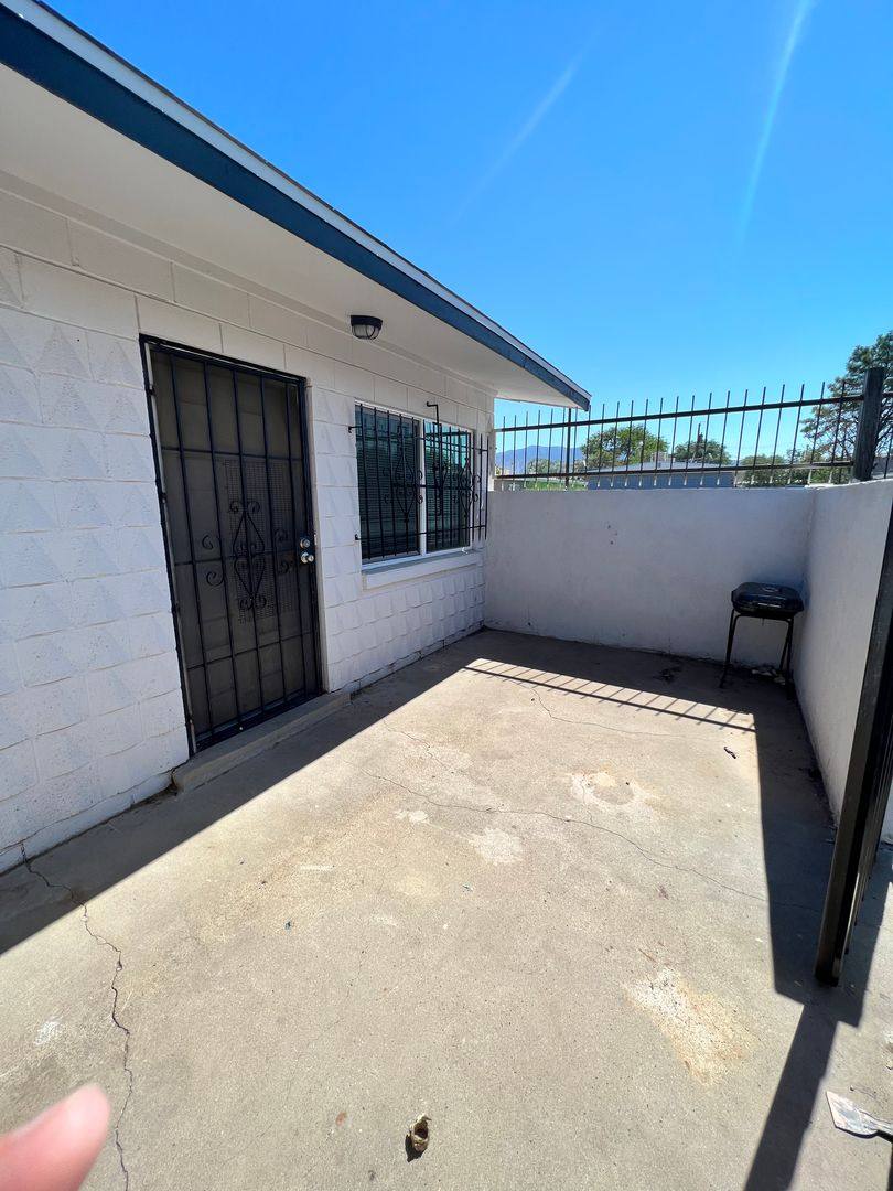 Apartment for rent at 305 Charleston Dr NE, Albuquerque, NM 87108