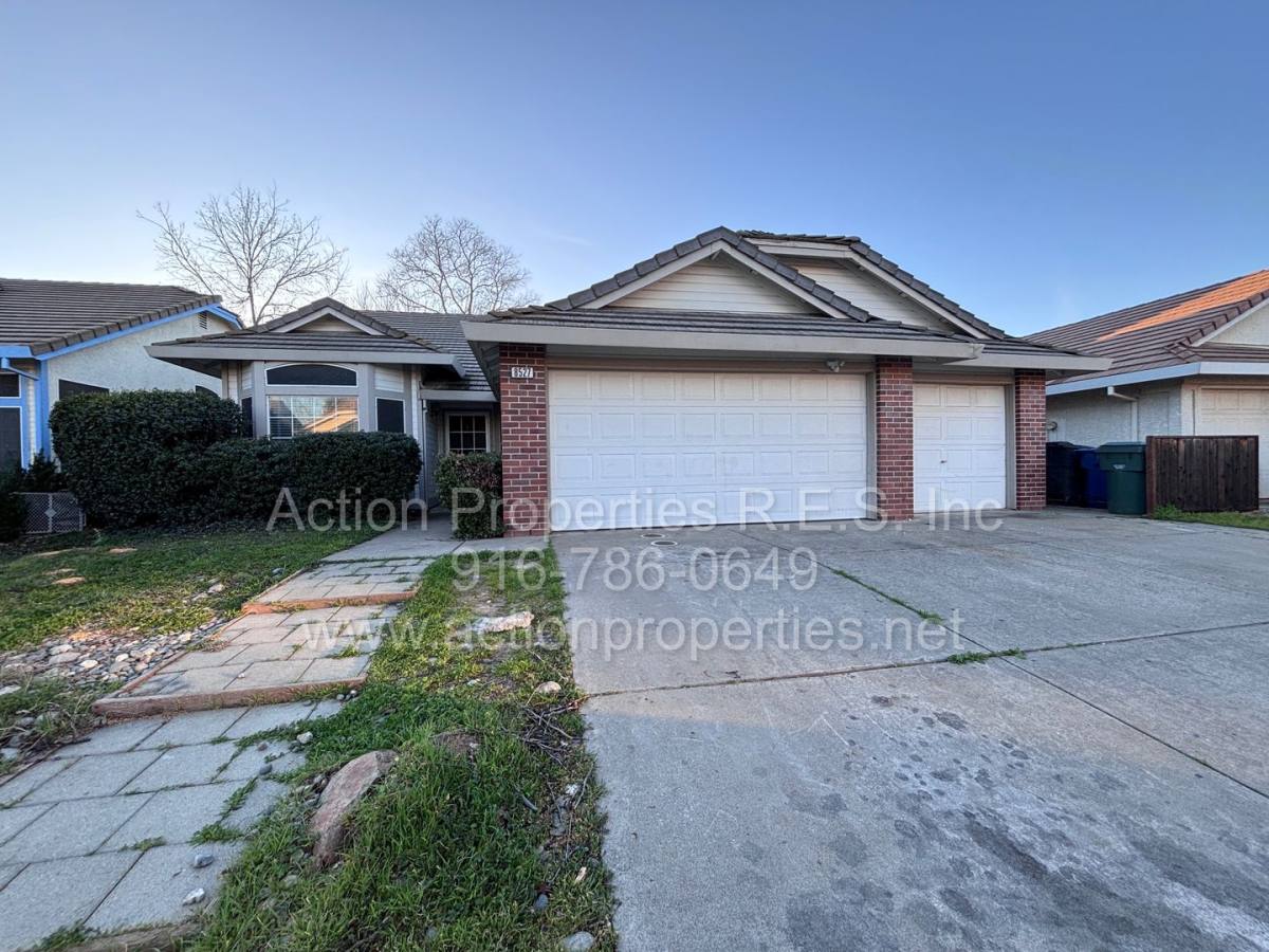 House for rent at 8527 Chamonix Way, Antelope, CA 95843