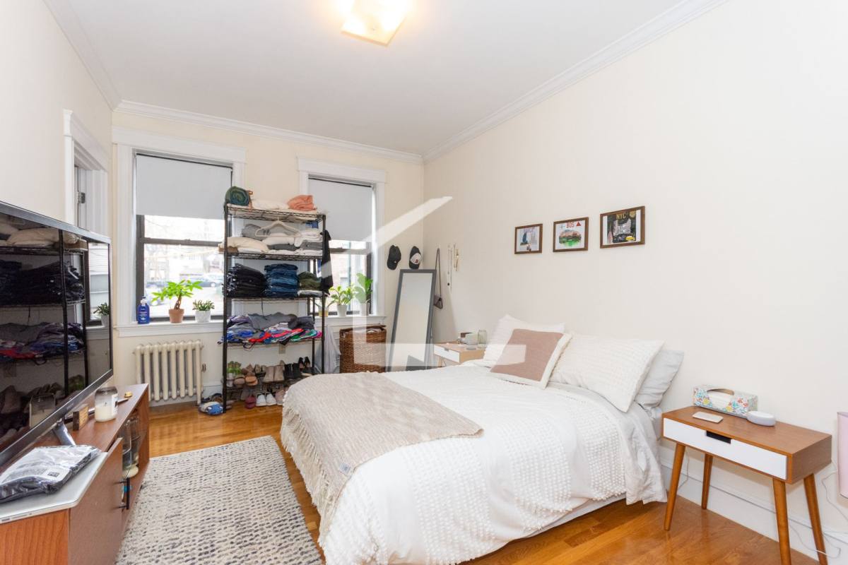 Apartment for rent at 37 Glenville Ave #4, Allston, MA 02134
