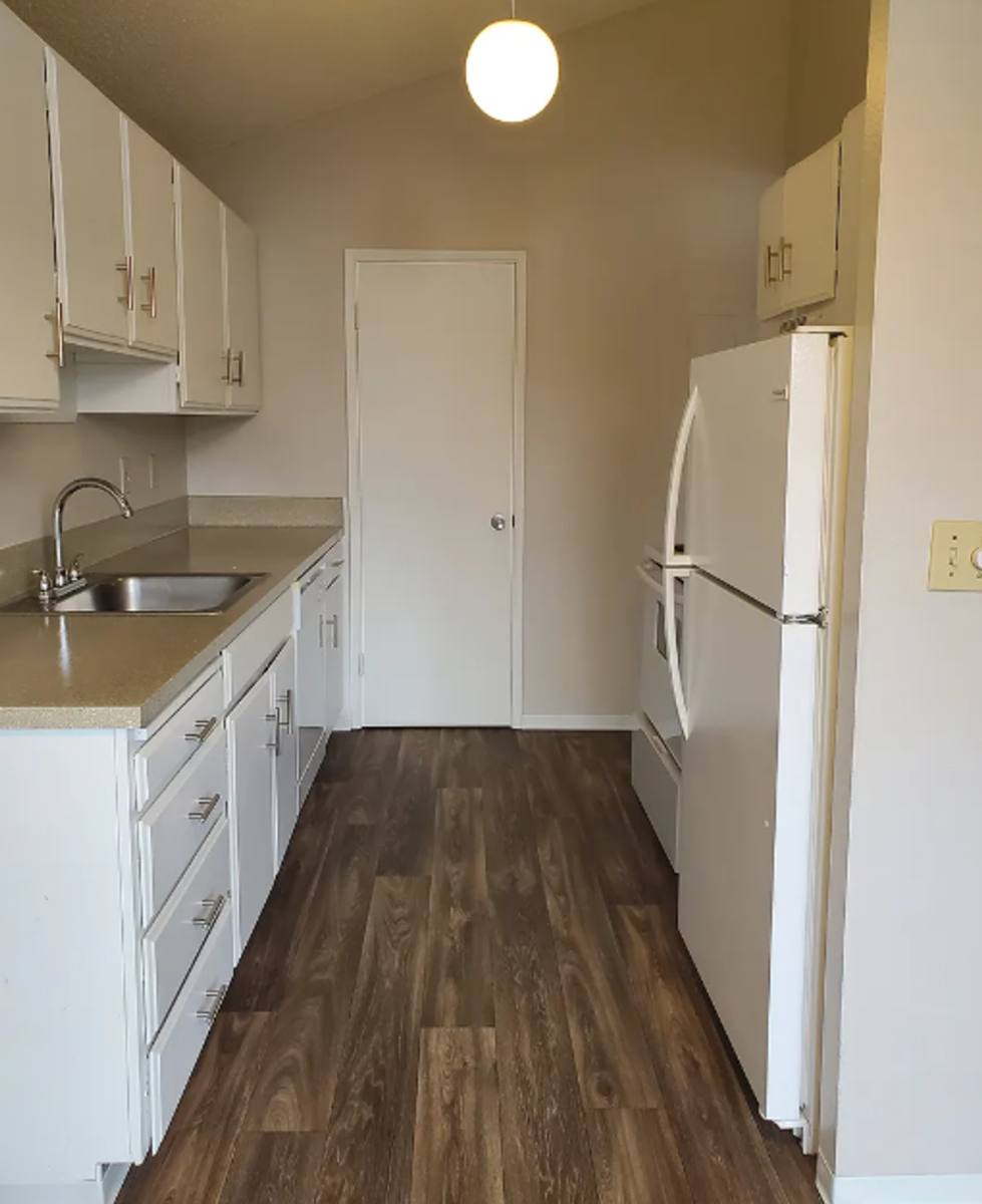 Apartment for rent at 105 N St SE, Auburn, WA 98002