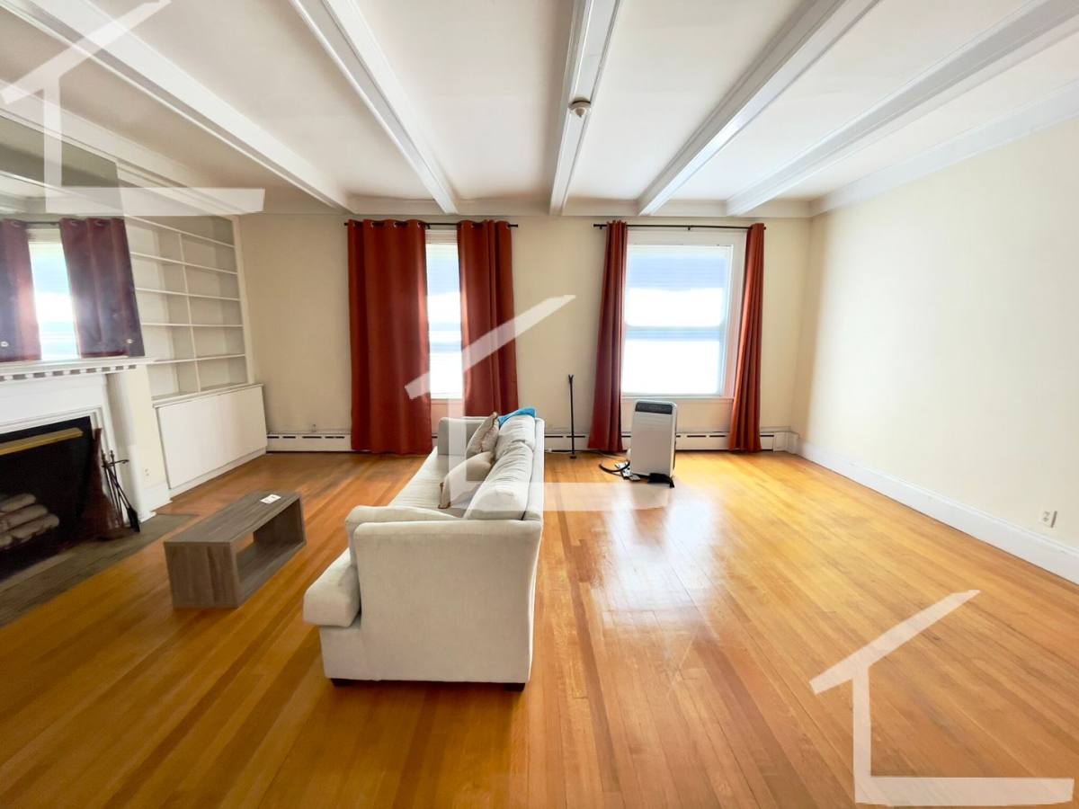 Apartment for rent at 1716 Beacon #MR3, Brookline, MA 02445