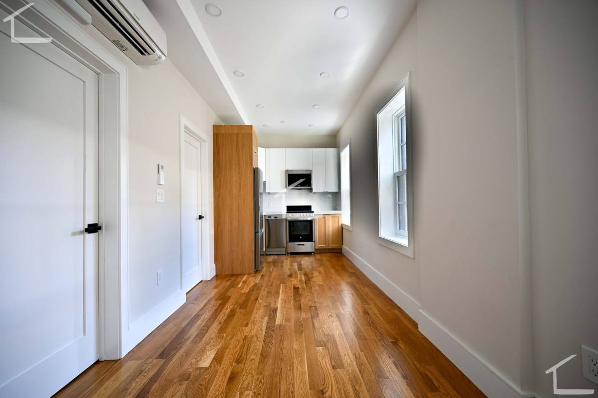 Apartment for rent at 4 Winchester St #7G, Boston, MA 02116