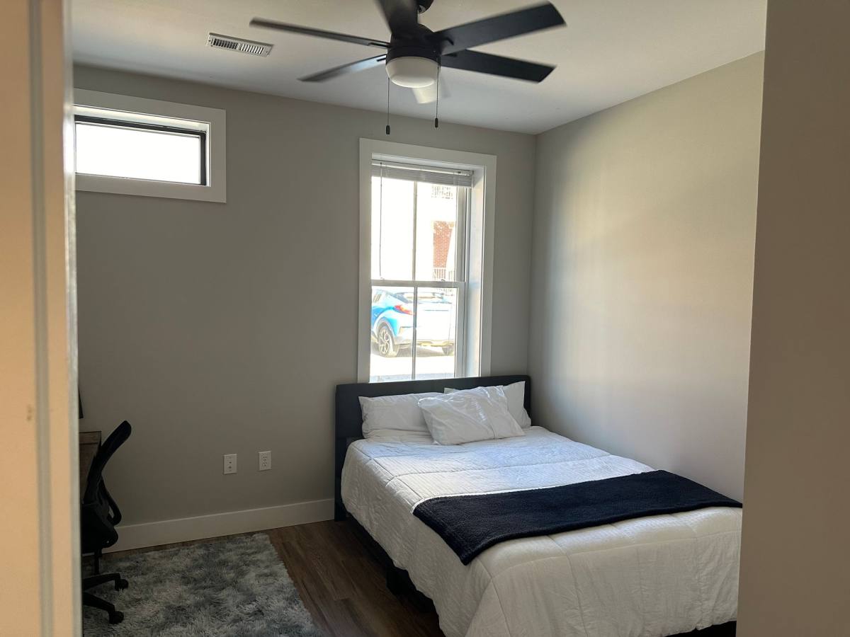 Apartment for rent at 113 E 6th St, Bloomington, IN 47408