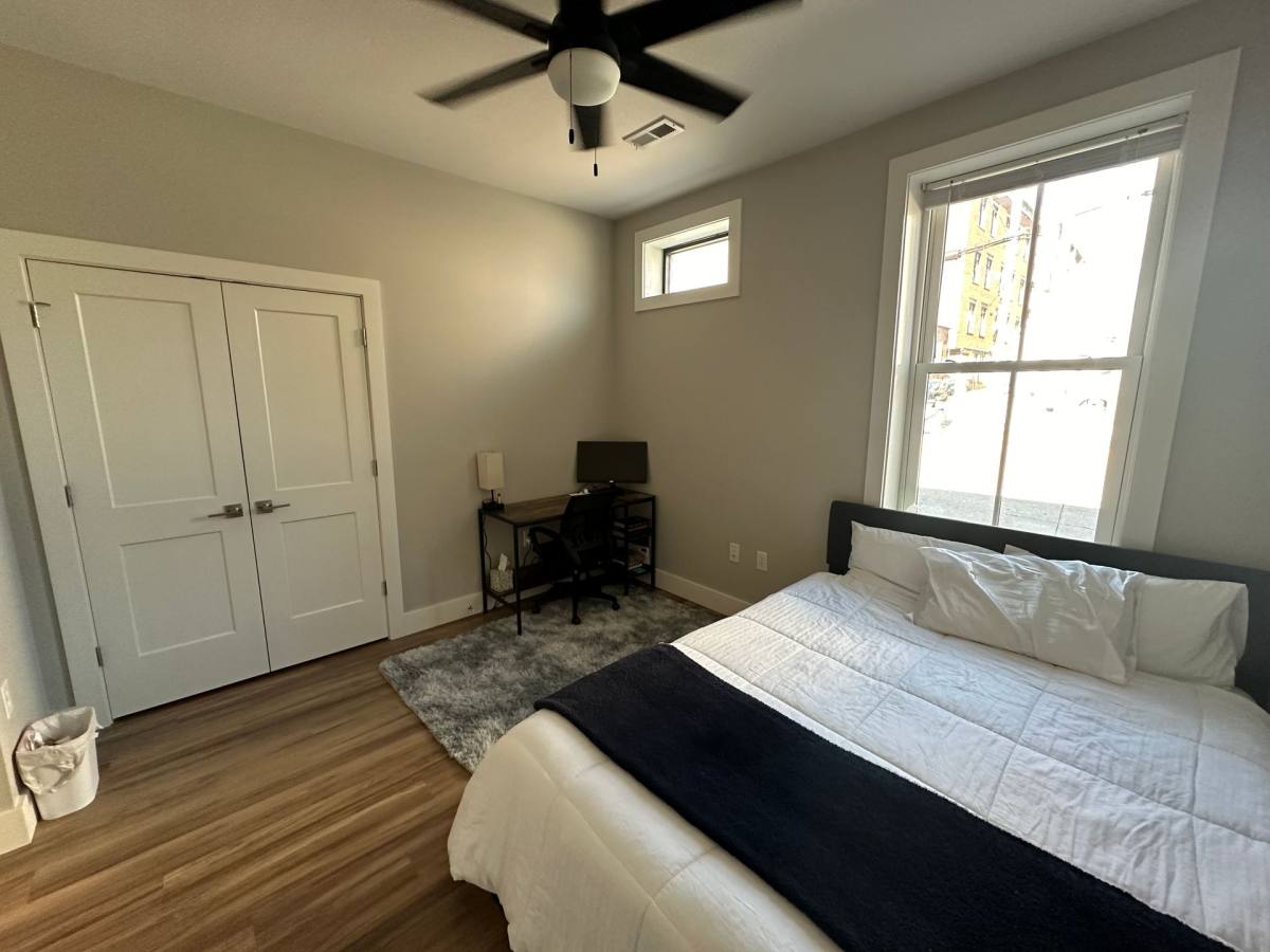 Apartment for rent at 113 E 6th St, Bloomington, IN 47408