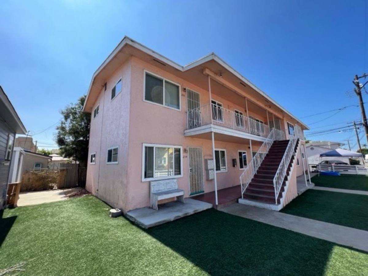 Apartment for rent at 252-264 Davidson St, Chula Vista, CA 91910