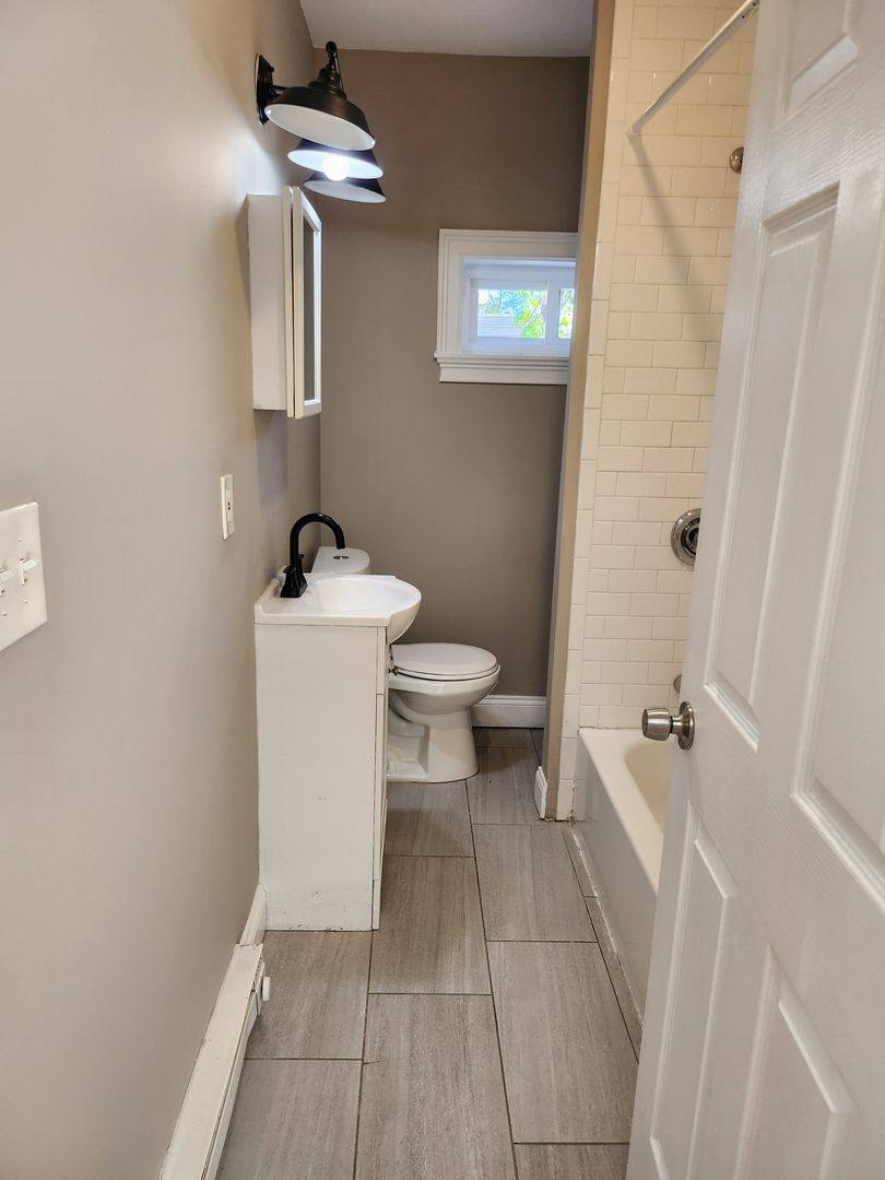 Apartment for rent at 207 N 8th St, Allentown, PA 18102