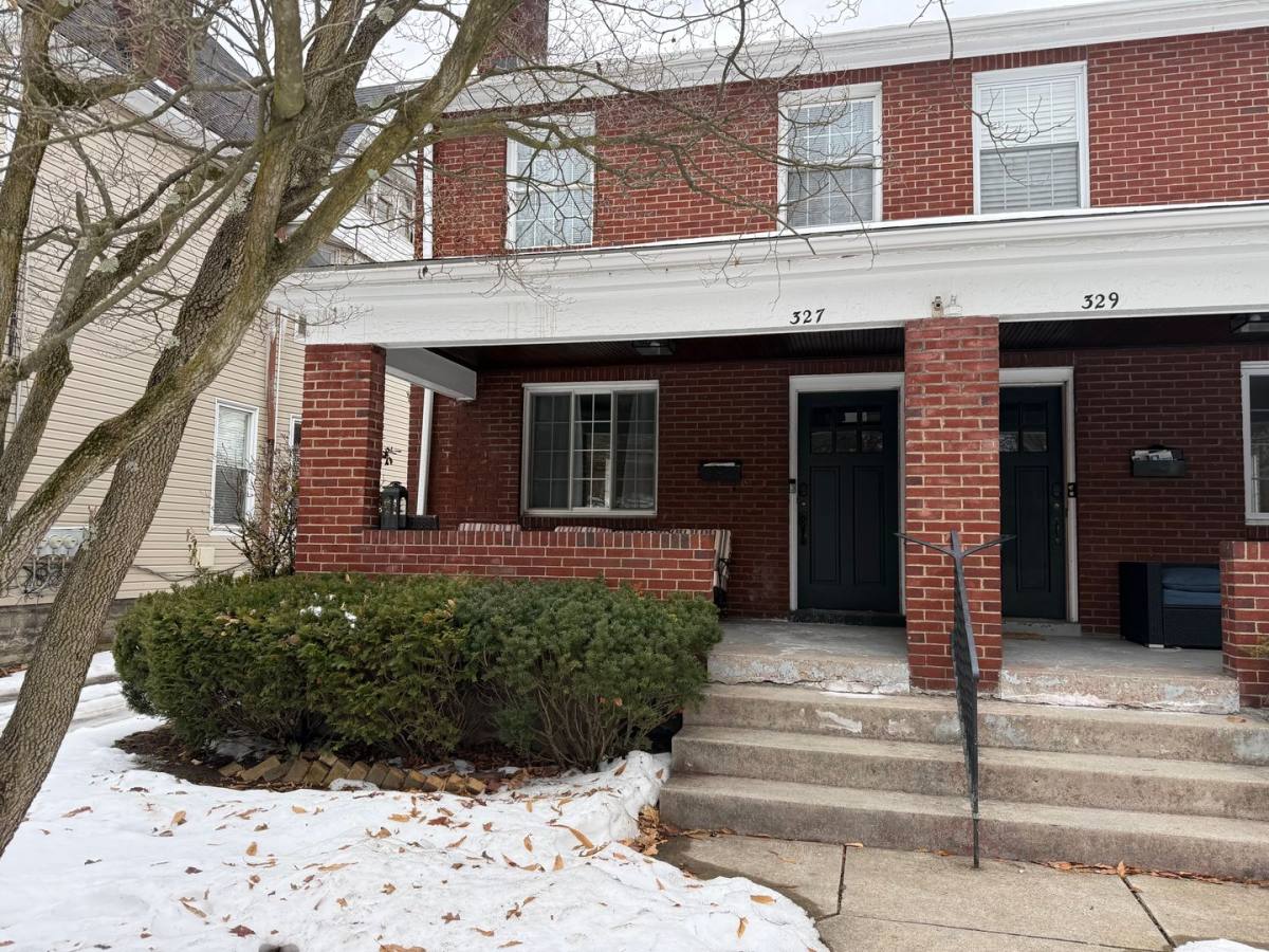 House for rent at 327 Chestnut St, Sewickley, PA 15143