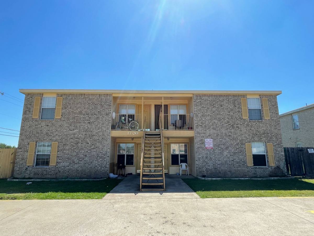 Apartment for rent at 1300 Dugger Circle, Killeen, TX 76543