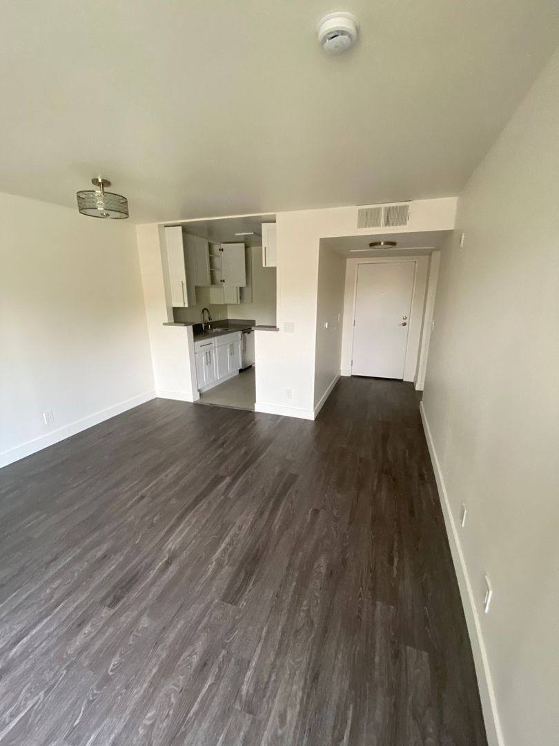 Apartment for rent at 1250 N June St, Los Angeles, CA 90038