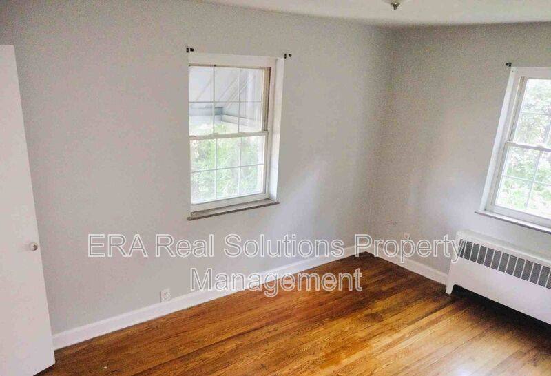 Apartment for rent at 1627 Anita Place #1, Cincinnati, OH 45237