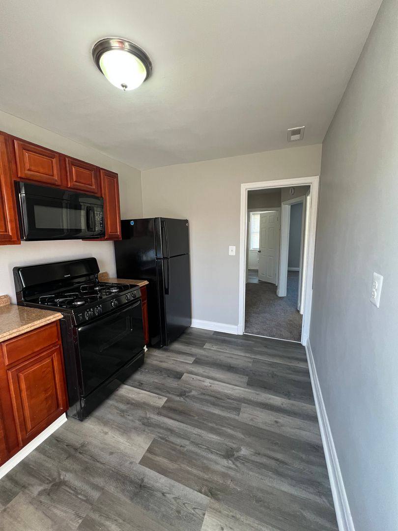Apartment for rent at 3611 Ravenwood Ave, Baltimore, MD 21213