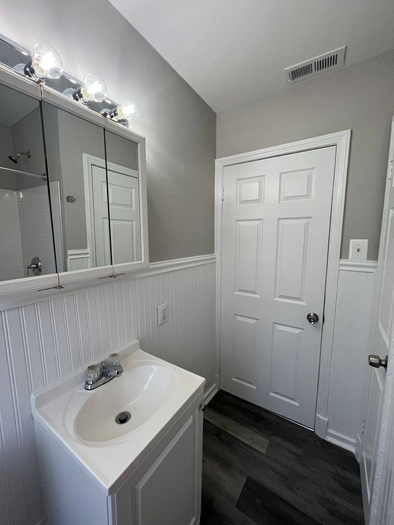 Apartment for rent at 3611 Ravenwood Ave, Baltimore, MD 21213