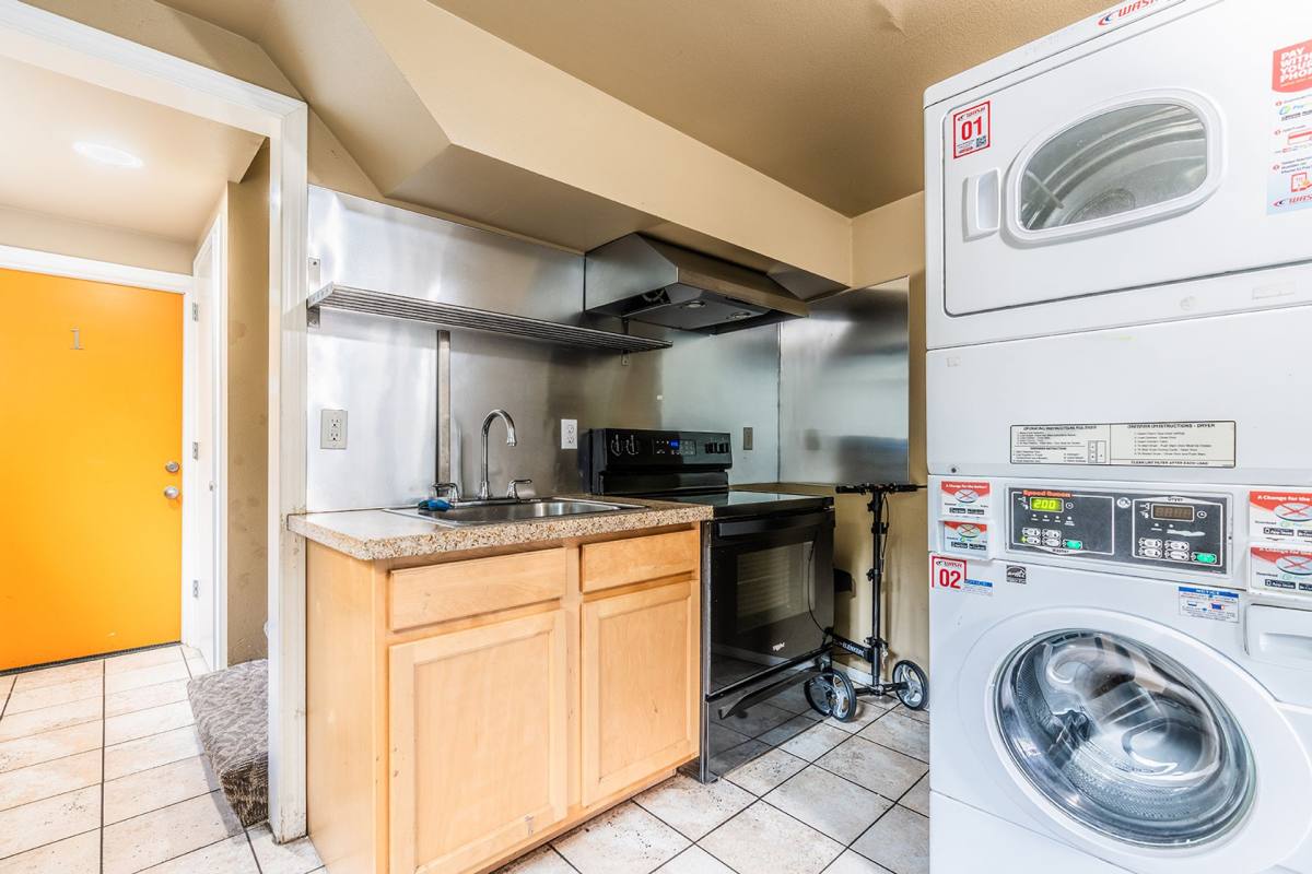 Condo for rent at 4309 7th Ave NE, Seattle, WA 98105