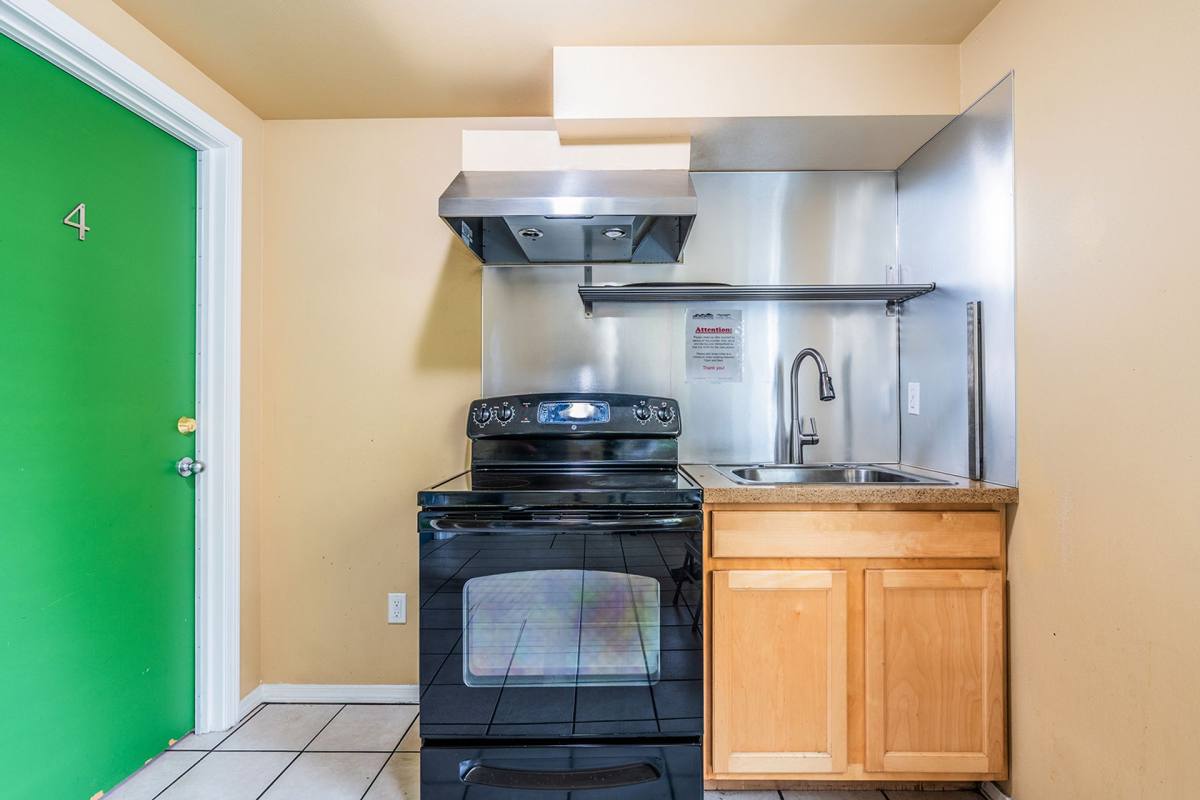 Condo for rent at 4309 7th Ave NE, Seattle, WA 98105