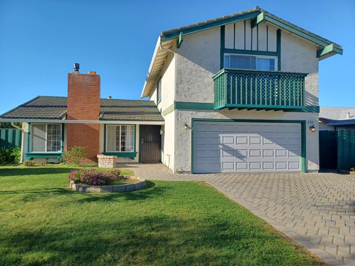 House for rent at 8153 Merion Dr, Newark, CA 94560
