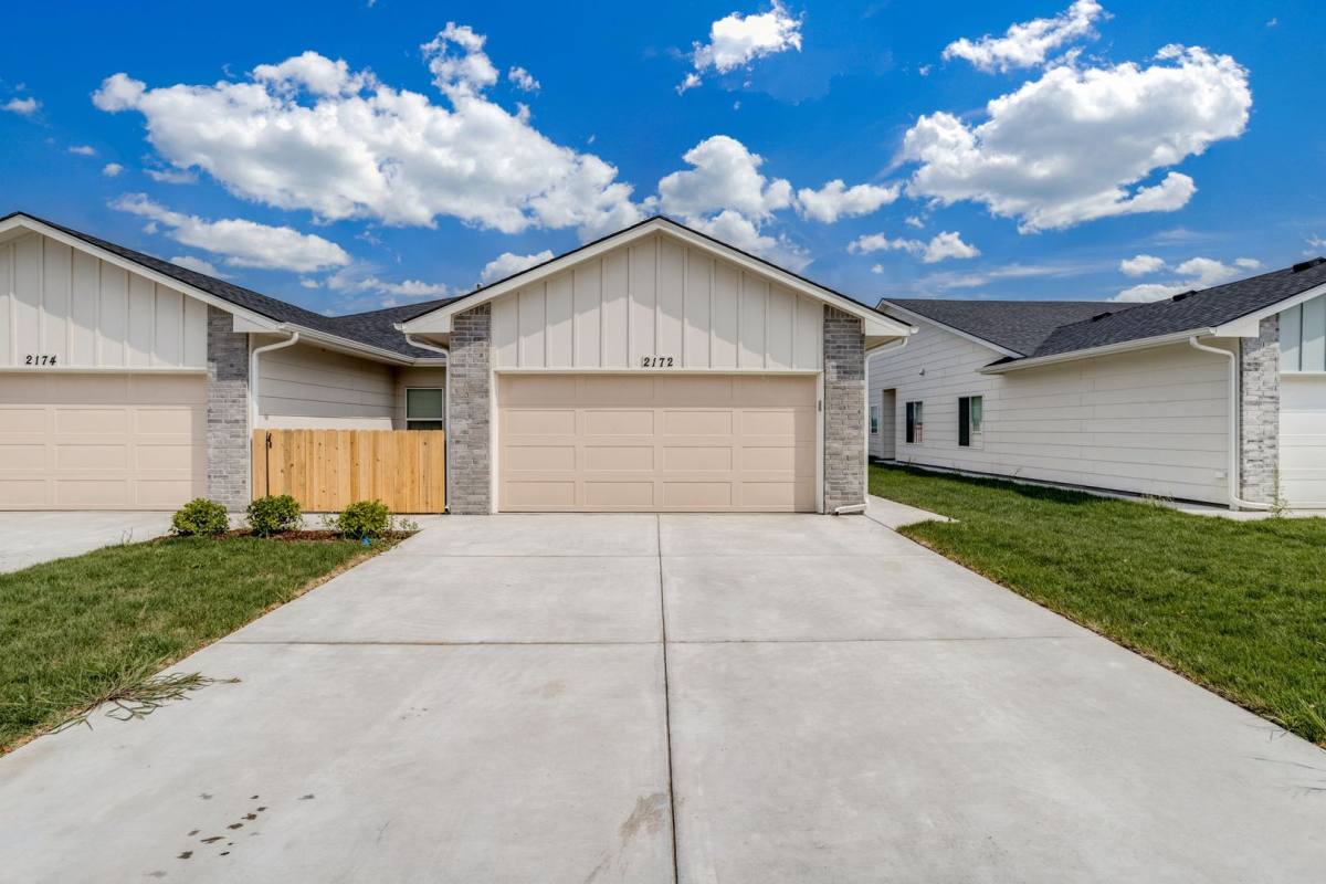 Apartment for rent at 126 N Gowen St, Goddard, KS 67052
