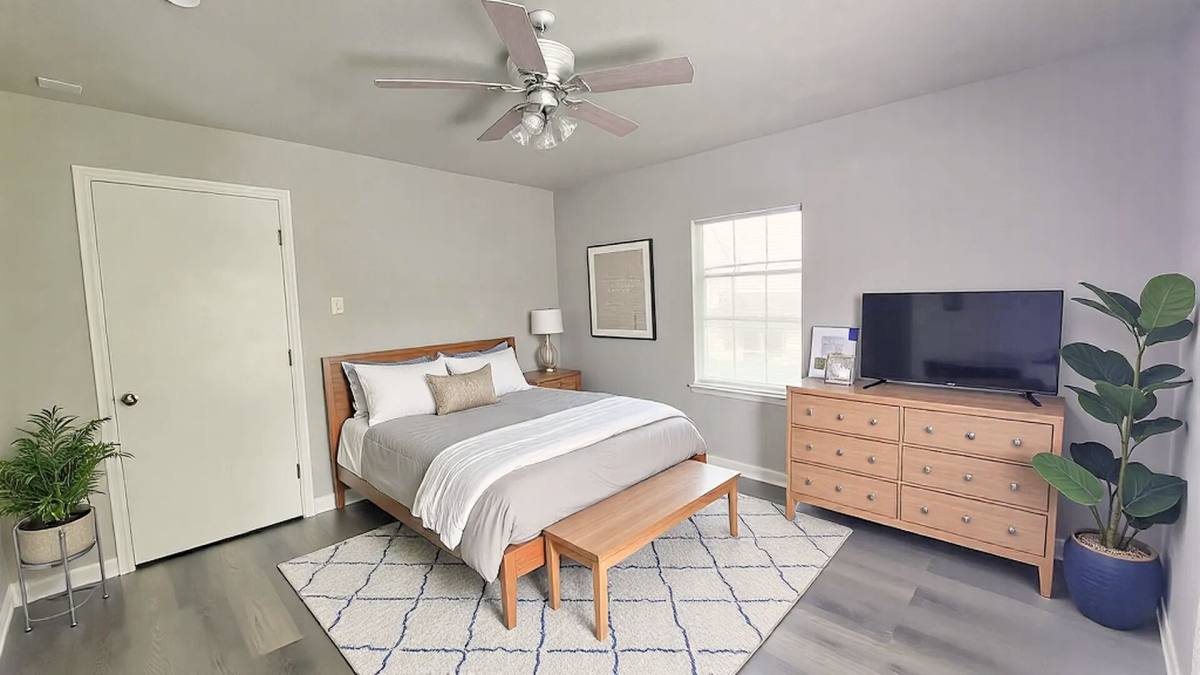 House for rent at 1107 Beech St, Bonham, TX 75418