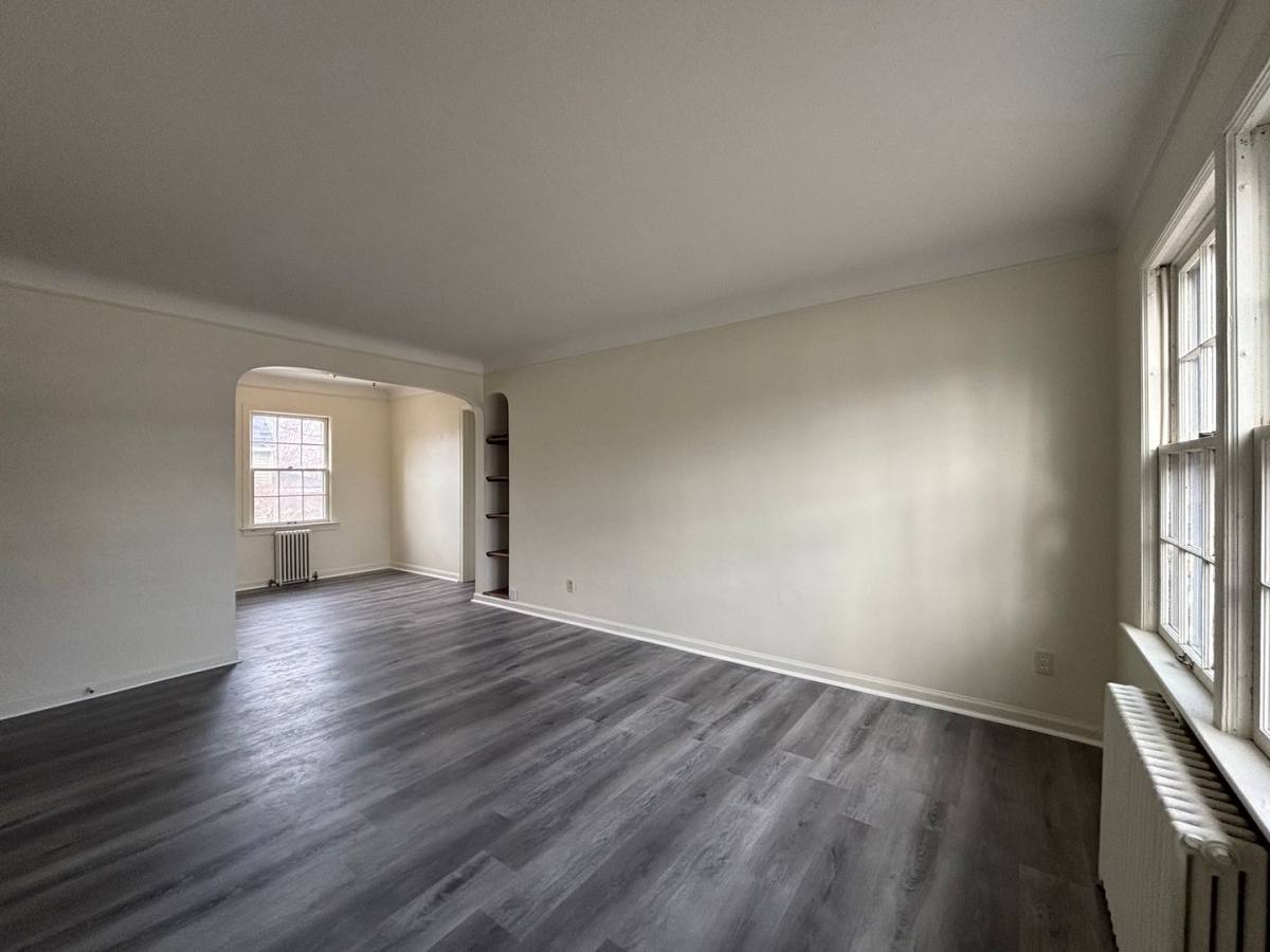 Apartment for rent at 19351 Lake Shore Blvd, Cleveland, OH 44119