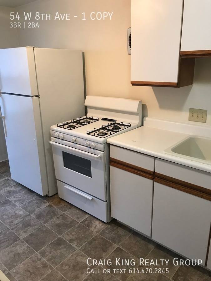 Townhouse for rent at 54&90 W 8th Ave #1, Columbus, OH 43201