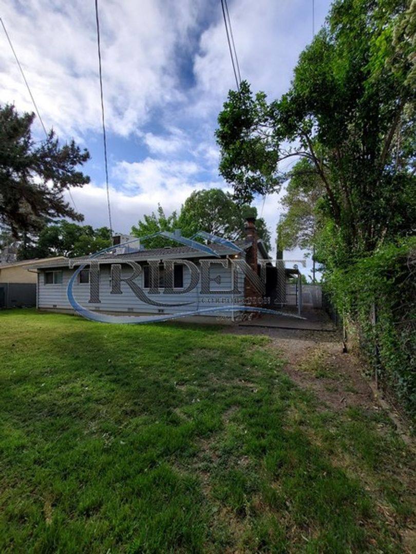House for rent at 745 Queens Ave, Yuba City, CA 95991