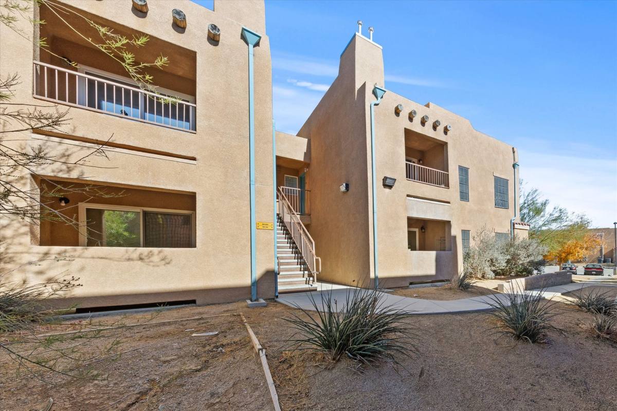 Apartment for rent at 16193 H St, Mojave, CA 93501