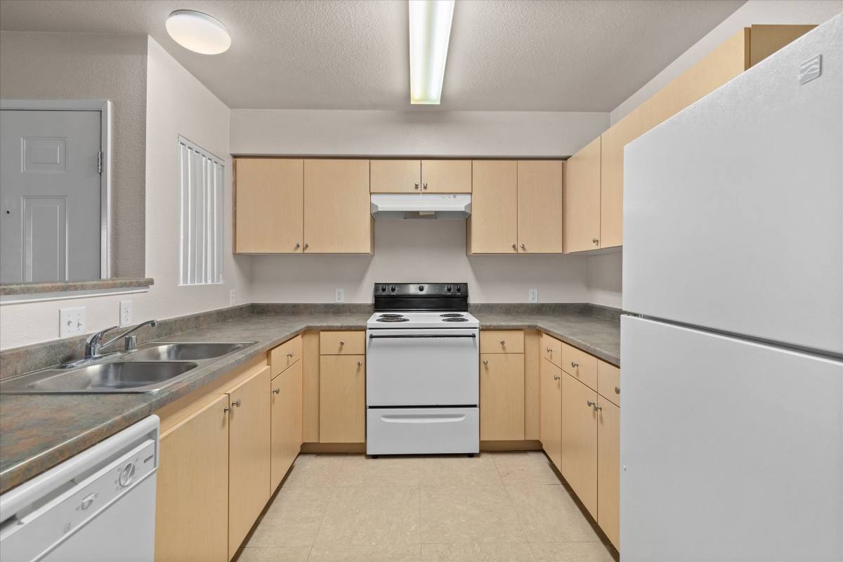 Apartment for rent at 16193 H St, Mojave, CA 93501