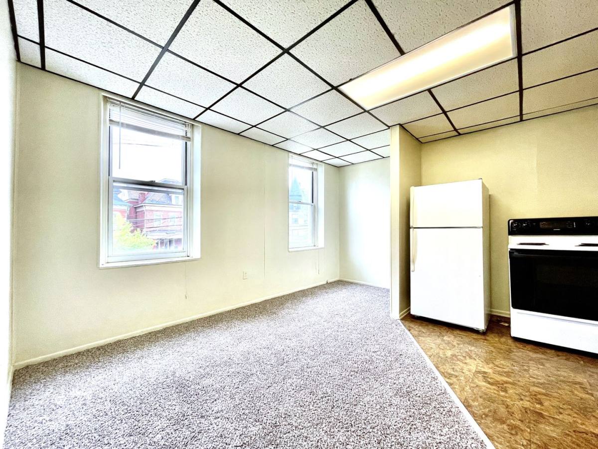 Apartment for rent at 403 S Atlantic Ave, Pittsburgh, PA 15224
