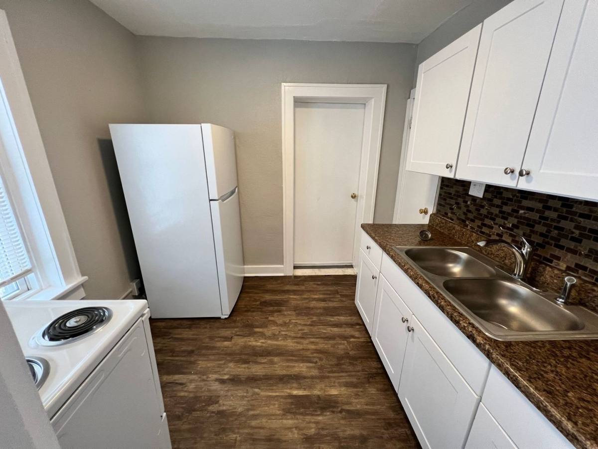House for rent at 2908 E 29th St, Kansas City, MO 64128