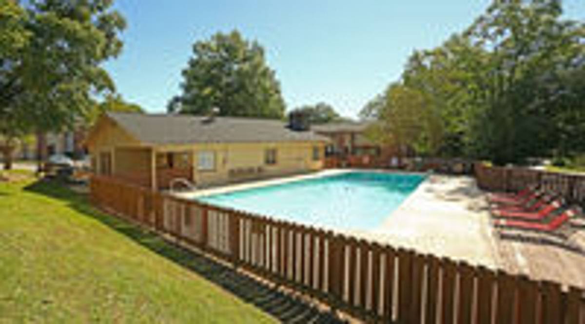 Apartment for rent at 200 Saluda River Rd, Columbia, SC 29210
