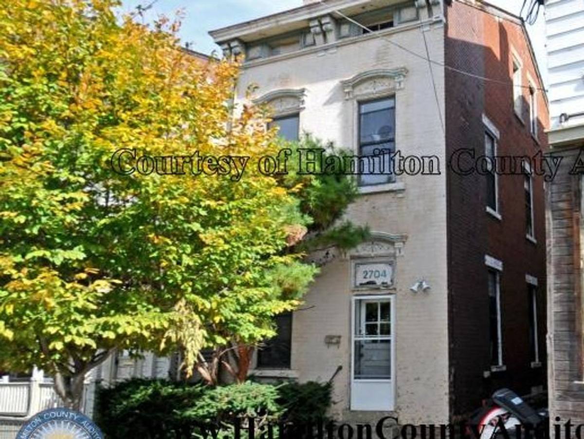 Apartment for rent at 2704 W McMicken, Cincinnati, OH 45214