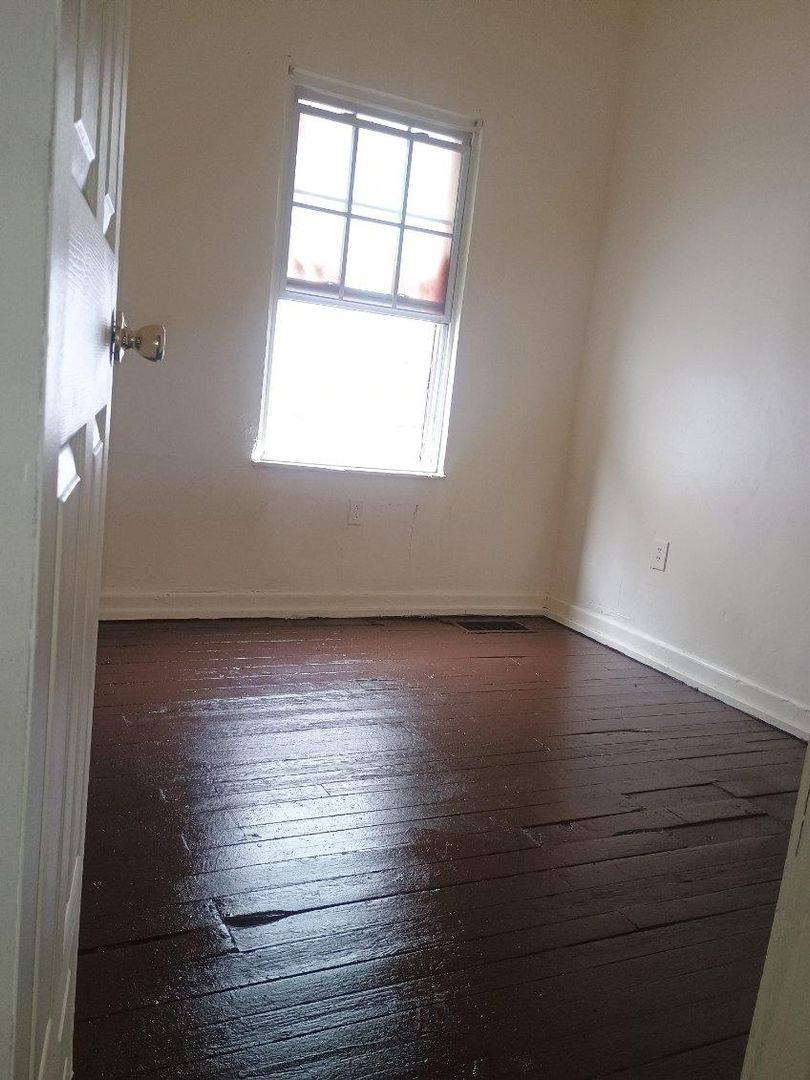 Apartment for rent at 2704 W McMicken, Cincinnati, OH 45214