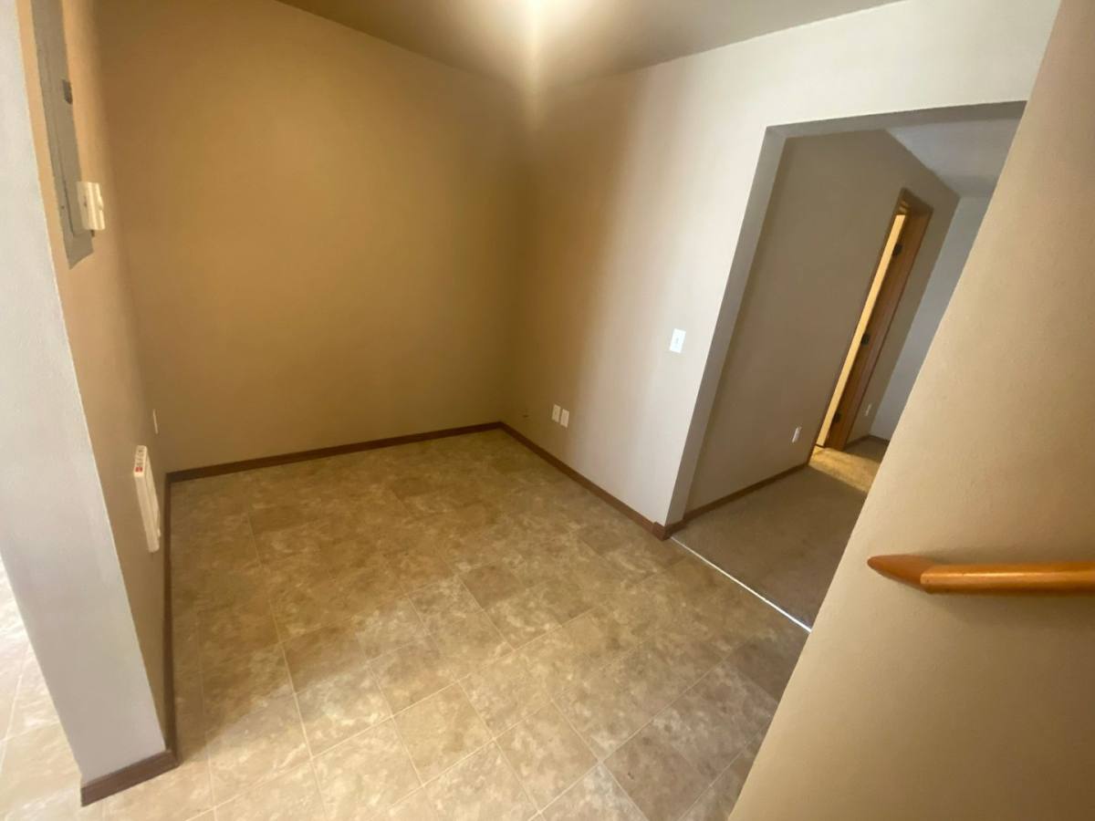 Apartment for rent at 702 E Capitol Ave, Ellensburg, WA 98926