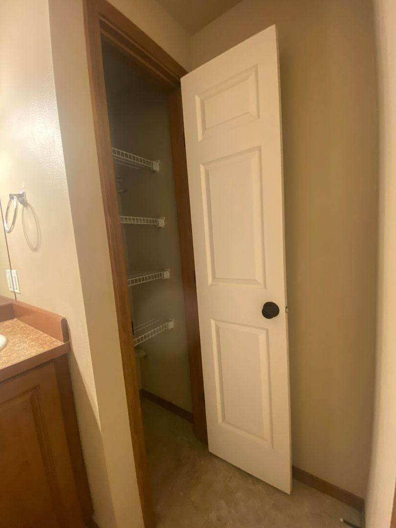 Apartment for rent at 702 E Capitol Ave, Ellensburg, WA 98926