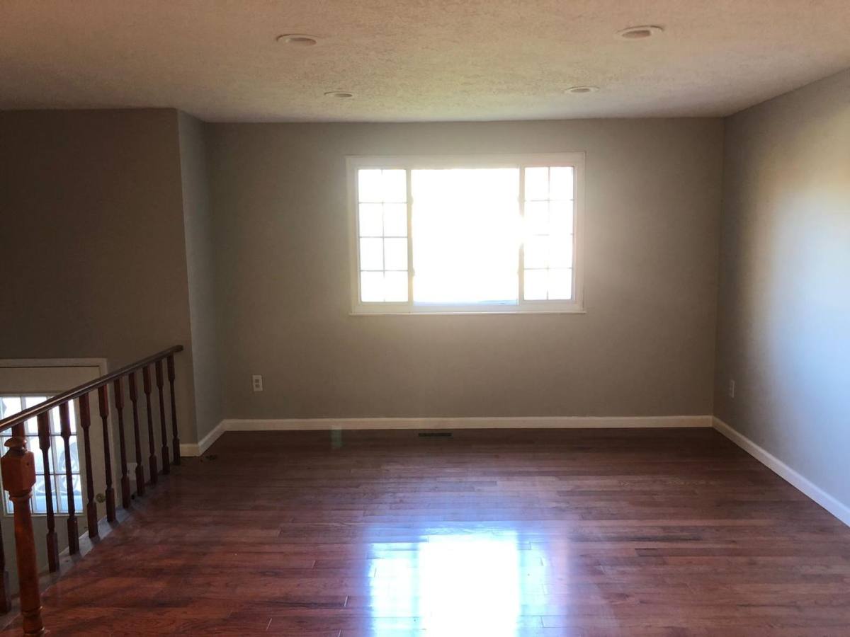 House for rent at 306 Gerrie Dr, Pittsburgh, PA 15241