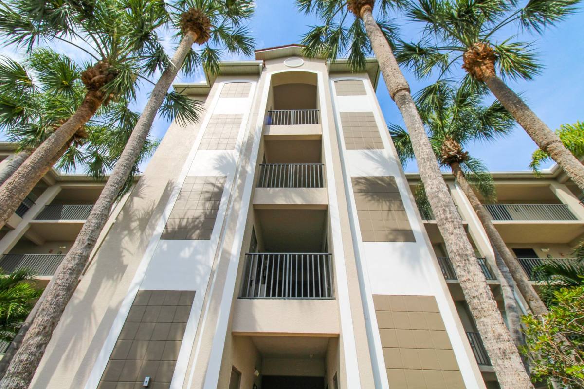 Apartment for rent at 10313 Heritage Bay Blvd, Naples, FL 34120
