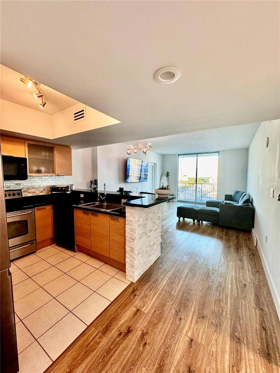 Condo for rent at 140 S Dixie Highway 140-921, Hollywood, FL 33020