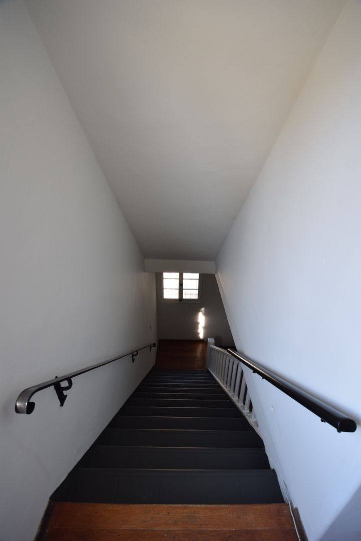 Apartment for rent at 1008 S Orange Grove Ave, Los Angeles, CA 90019