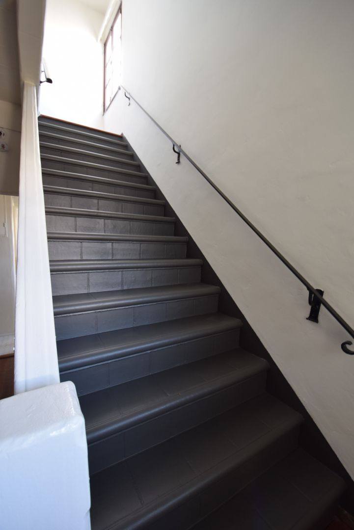Apartment for rent at 1008 S Orange Grove Ave, Los Angeles, CA 90019