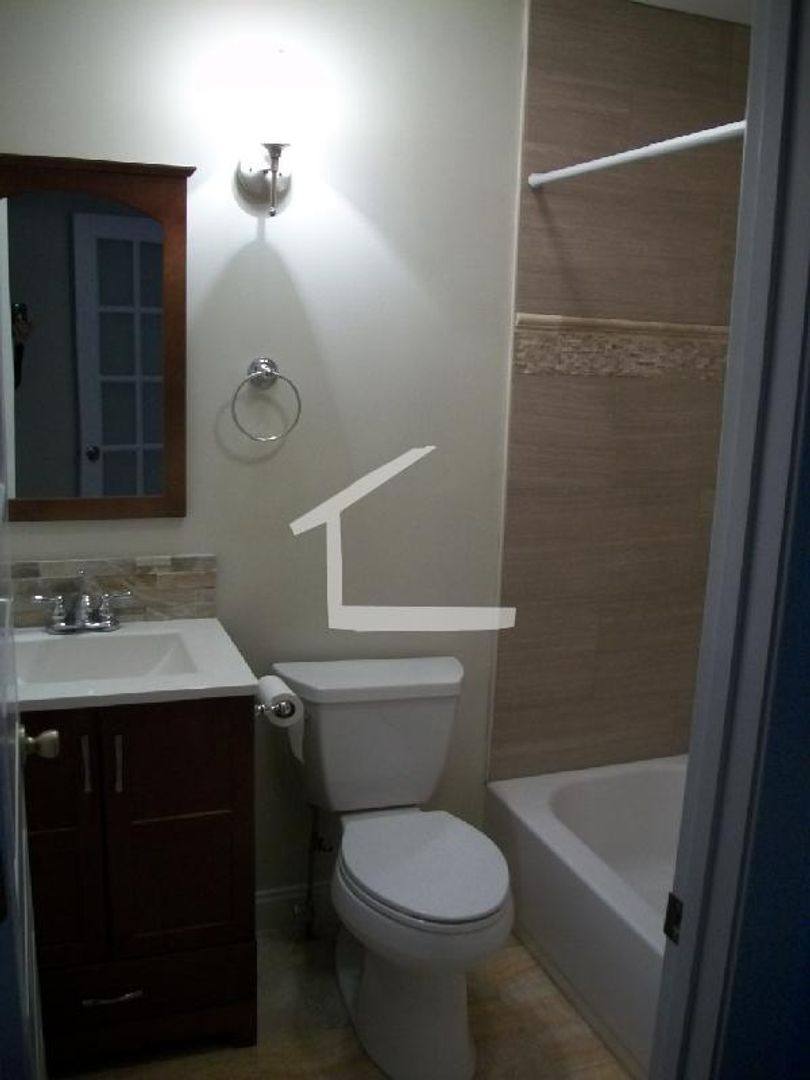 Apartment for rent at 13 Babcock St #1, Brookline, MA 02446