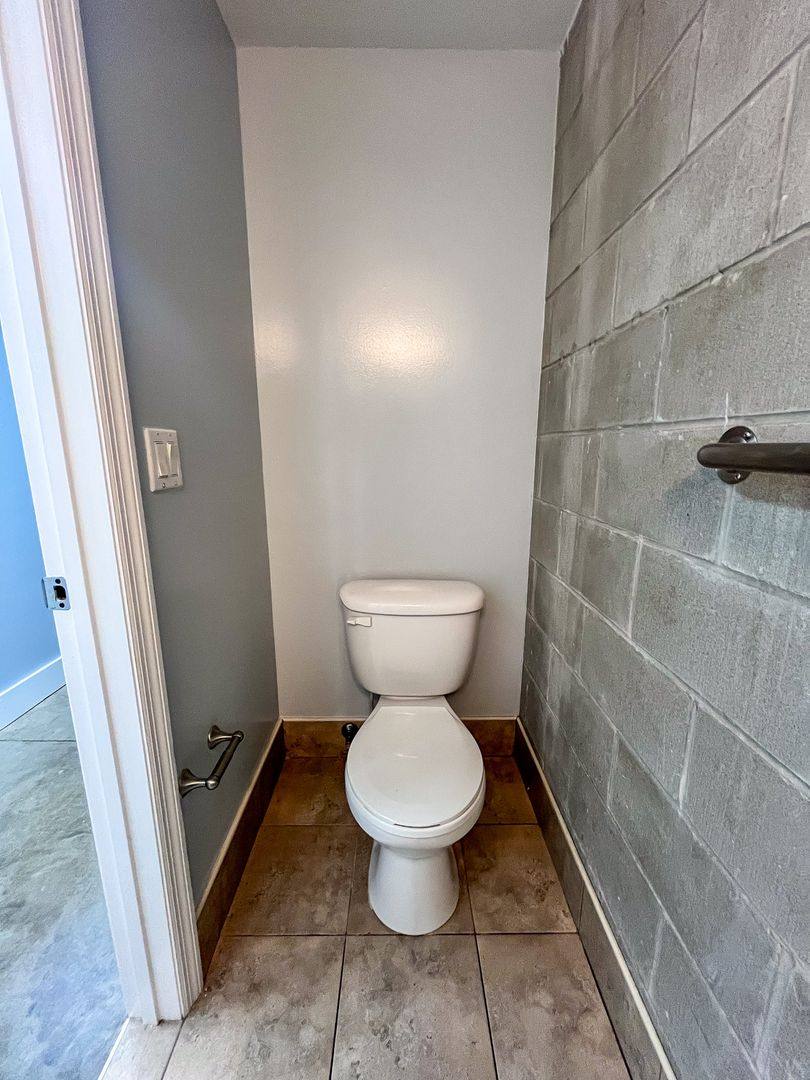 Condo for rent at 2515 SW 35th Place #117, Gainesville, FL 32608
