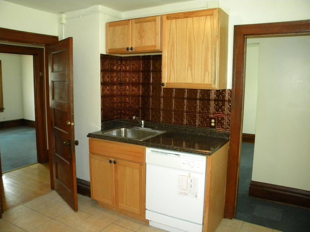 Apartment for rent at 414 8th St SE, Minneapolis, MN 55414