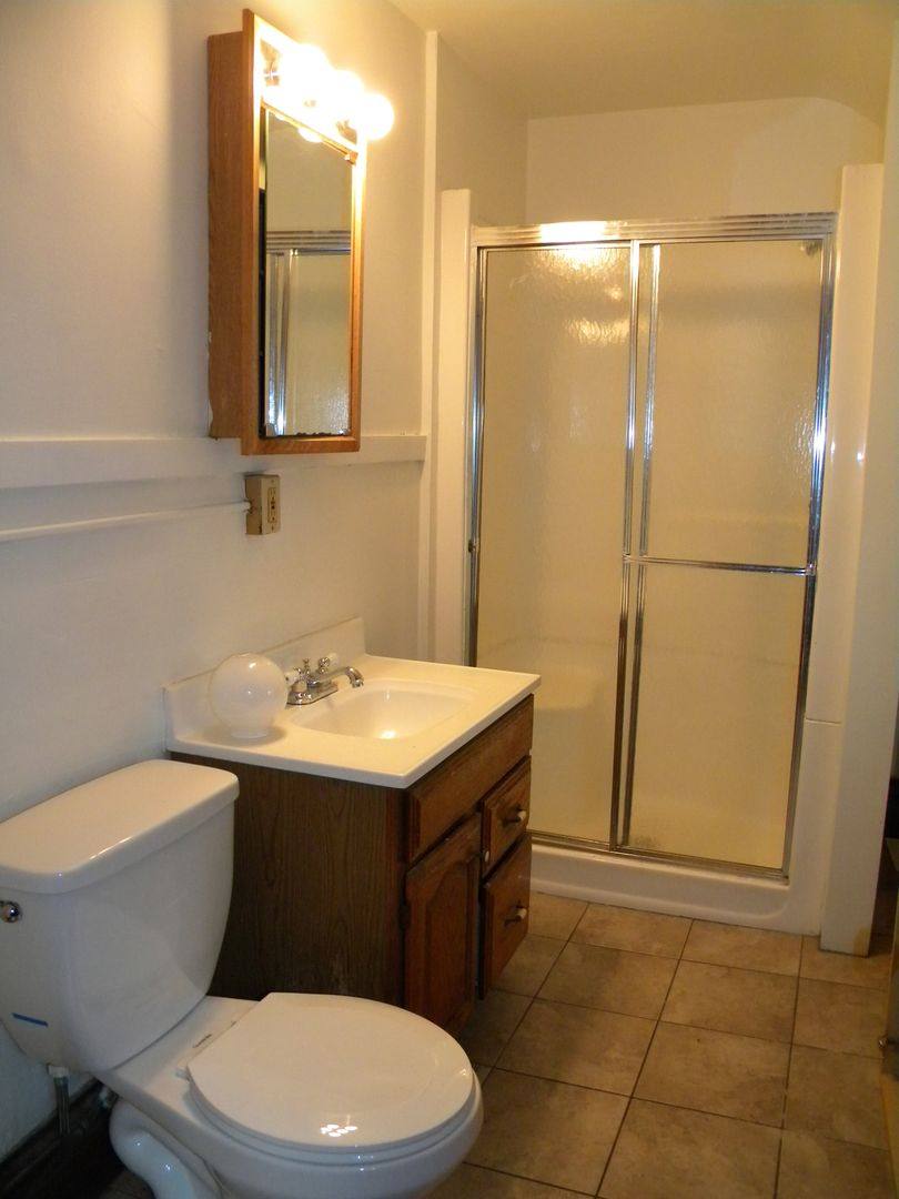 Apartment for rent at 414 8th St SE, Minneapolis, MN 55414