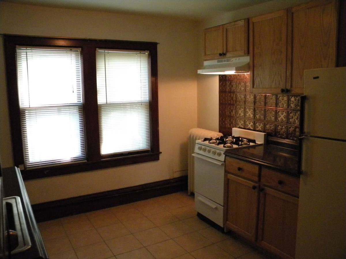 Apartment for rent at 414 8th St SE, Minneapolis, MN 55414