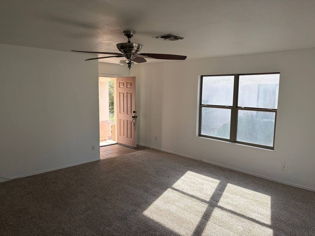 House for rent at 13342 W Canyon Creek Dr, Surprise, AZ 85374
