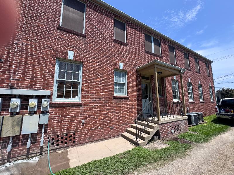 317 W University #4, Lafayette, LA 70503 - Apartment for Rent - Image 2