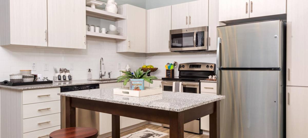 Apartment for rent at Eastlake Park, 11 S 12th St, Phoenix, AZ 85034